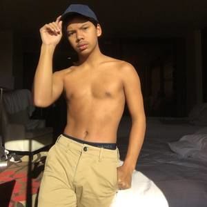 Meet your Posher, Alan